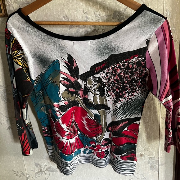 Custo Barcelona Black and Pink Graphic 3/4 Sleeve Blouse - Picture 3 of 5